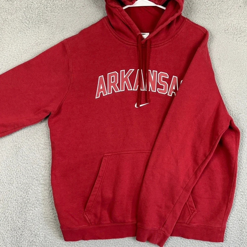Arkansas Razorbacks Nike Hoodie Mens XL Red Pullover Fleece Sweatshirt Pockets